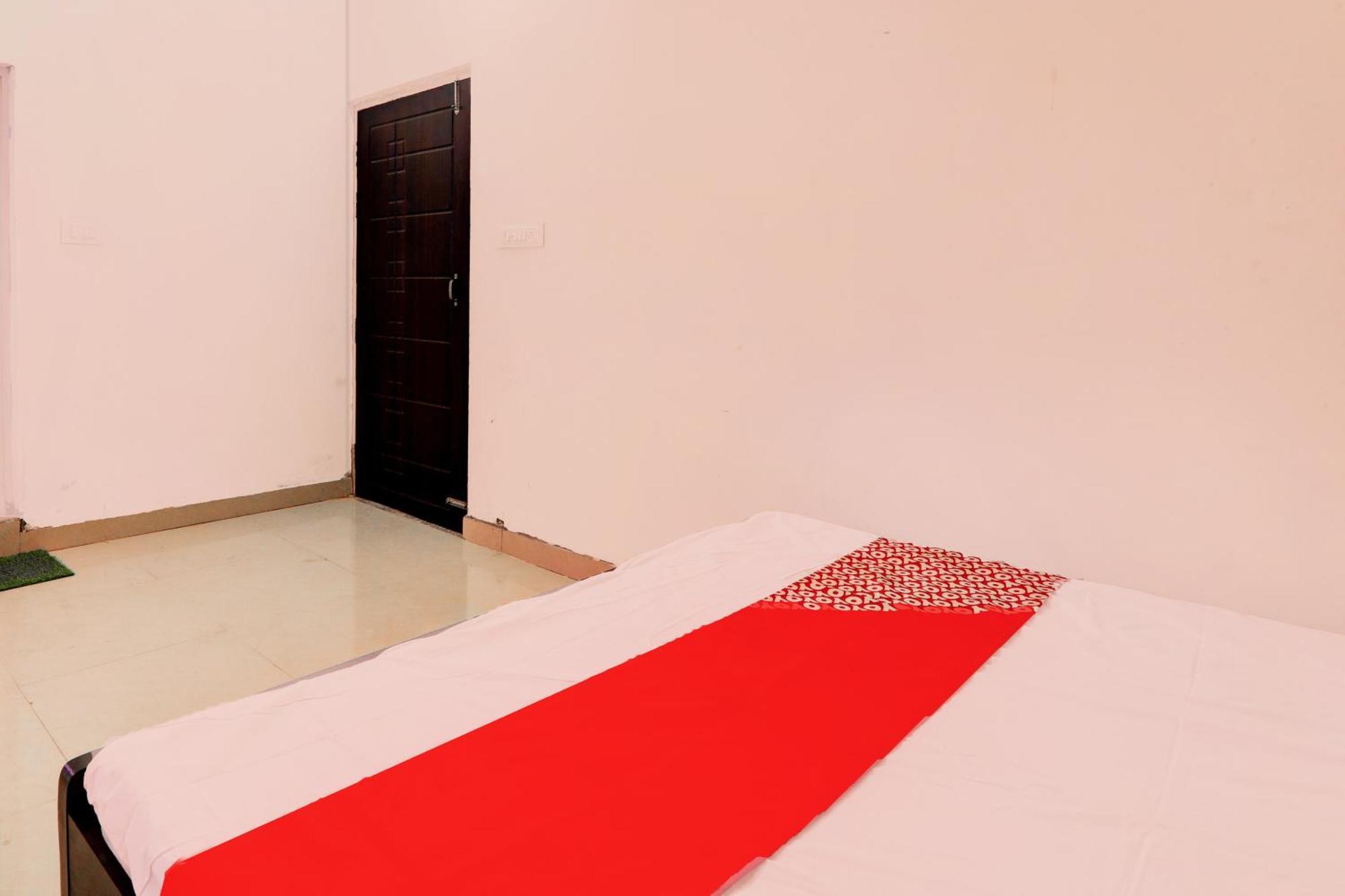 Oyo Flagship Shine Hotel Chinhat 외부 사진